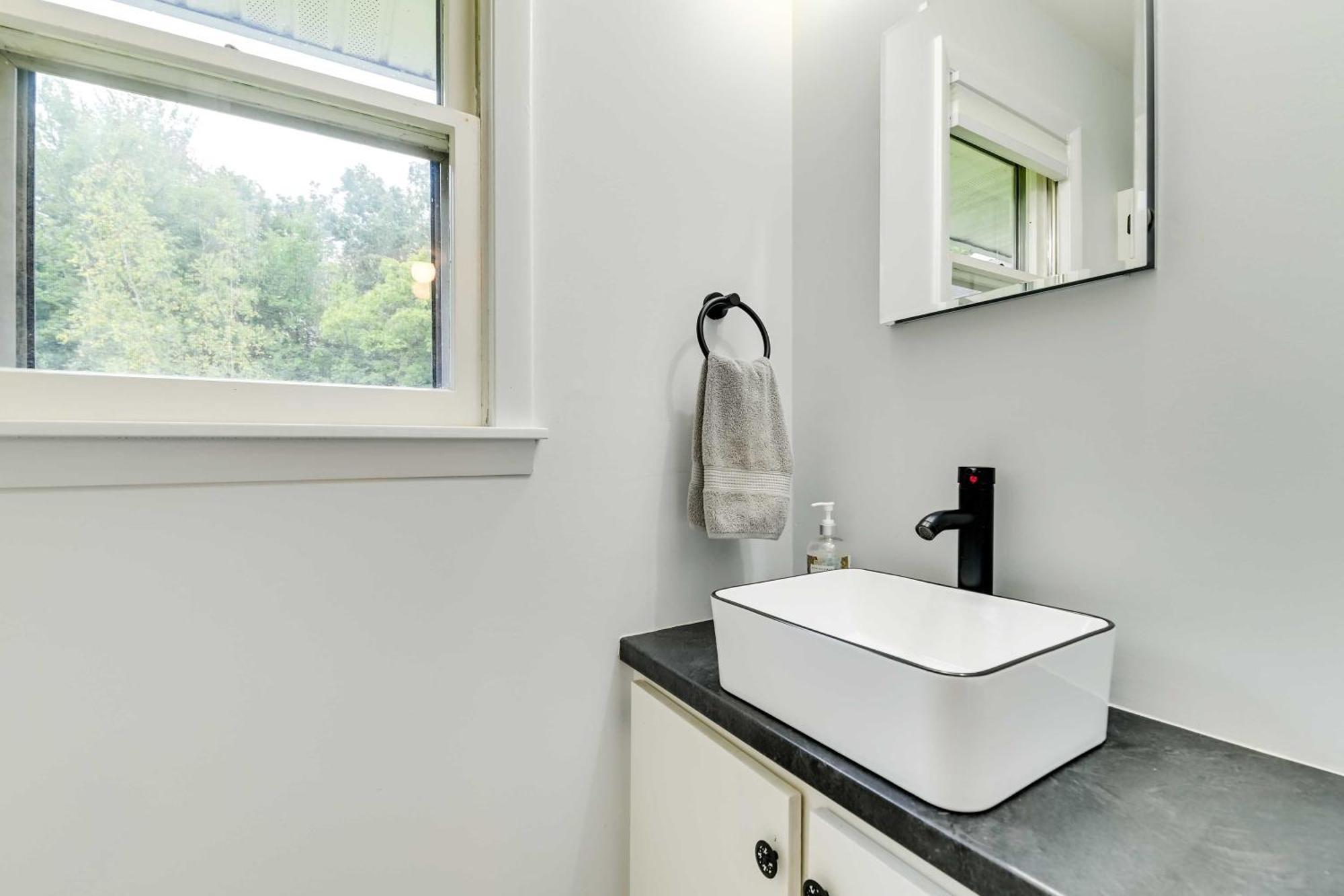Modern Studio Less Than 13 Mi To Saratoga Racetrack! Ballston Spa ภายนอก รูปภาพ